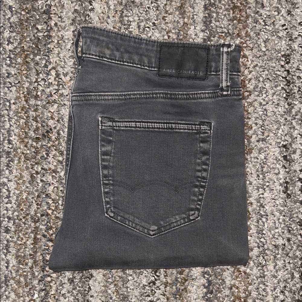 AE AirFlex+ Ripped Skinny Jeans - Gray Wash (W32 L32)